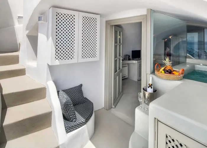 Kaleidoscope Aparthotel 3*